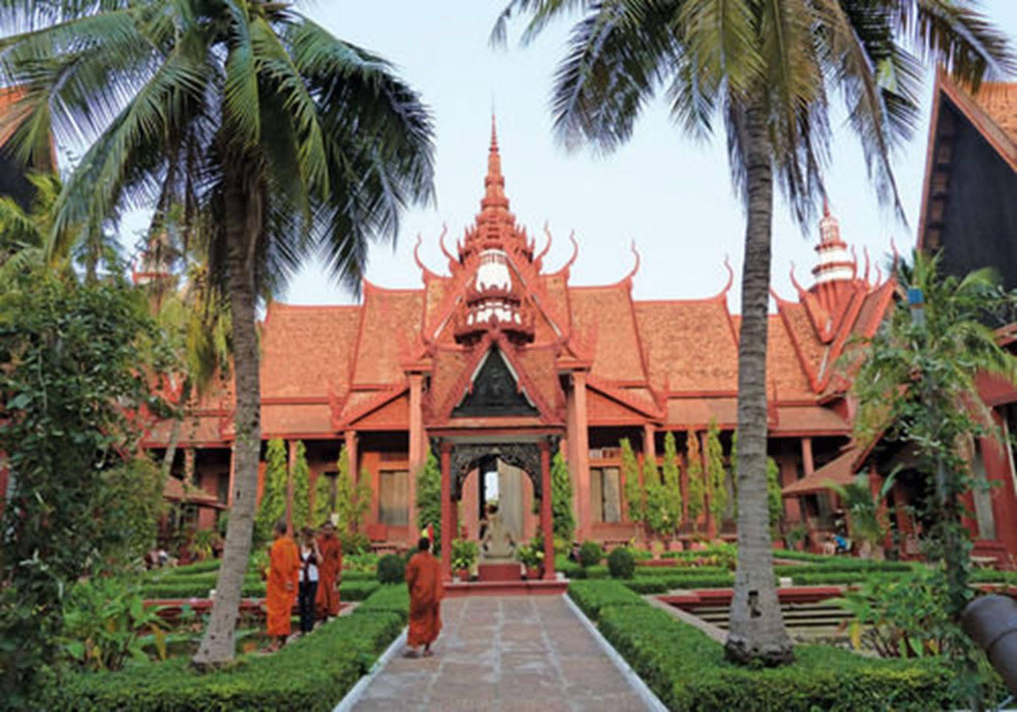 Riverside Backpackers Phnom Penh Exterior foto